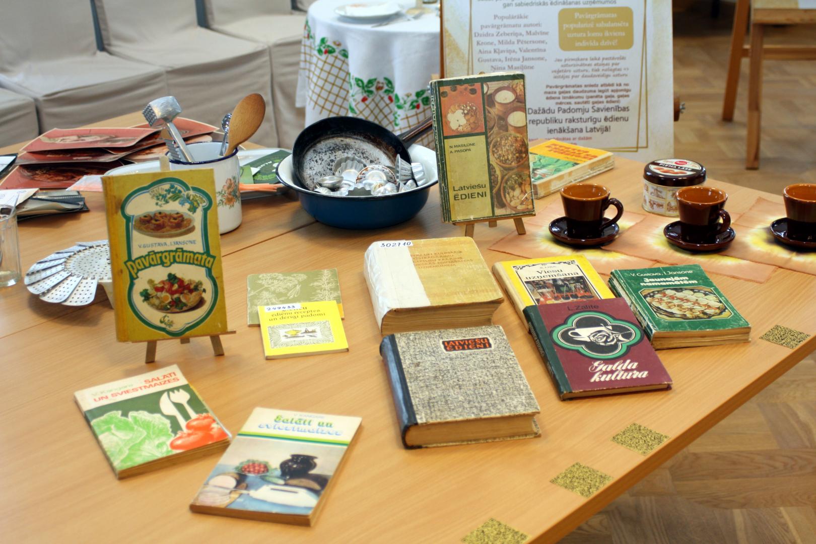 Atklāšanas pasākums Jelgavā pirmajai publicētajai pavārgrāmatai