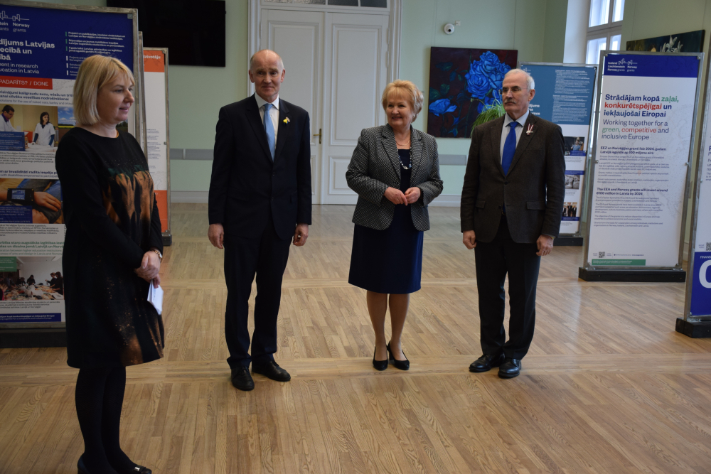 Izstādes "EEZ un Norvēģijas granti Latvijā" atklāšana